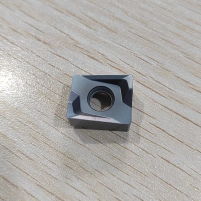 Ein guter Preis. P25 Grad LNEG161307-A PVD beschichtete Hartmetall-Einsätze für Stahlhalbvollenden- und Fertigungsanwendungen Online